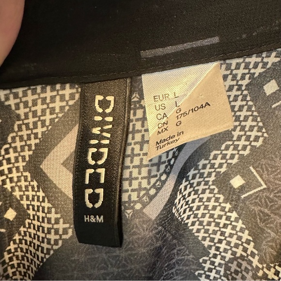 Sheer Patterned Kimono - Picture 3 of 3